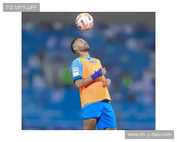 内马尔与友人夜跑路过社区医院探望病人,善举被赞扬