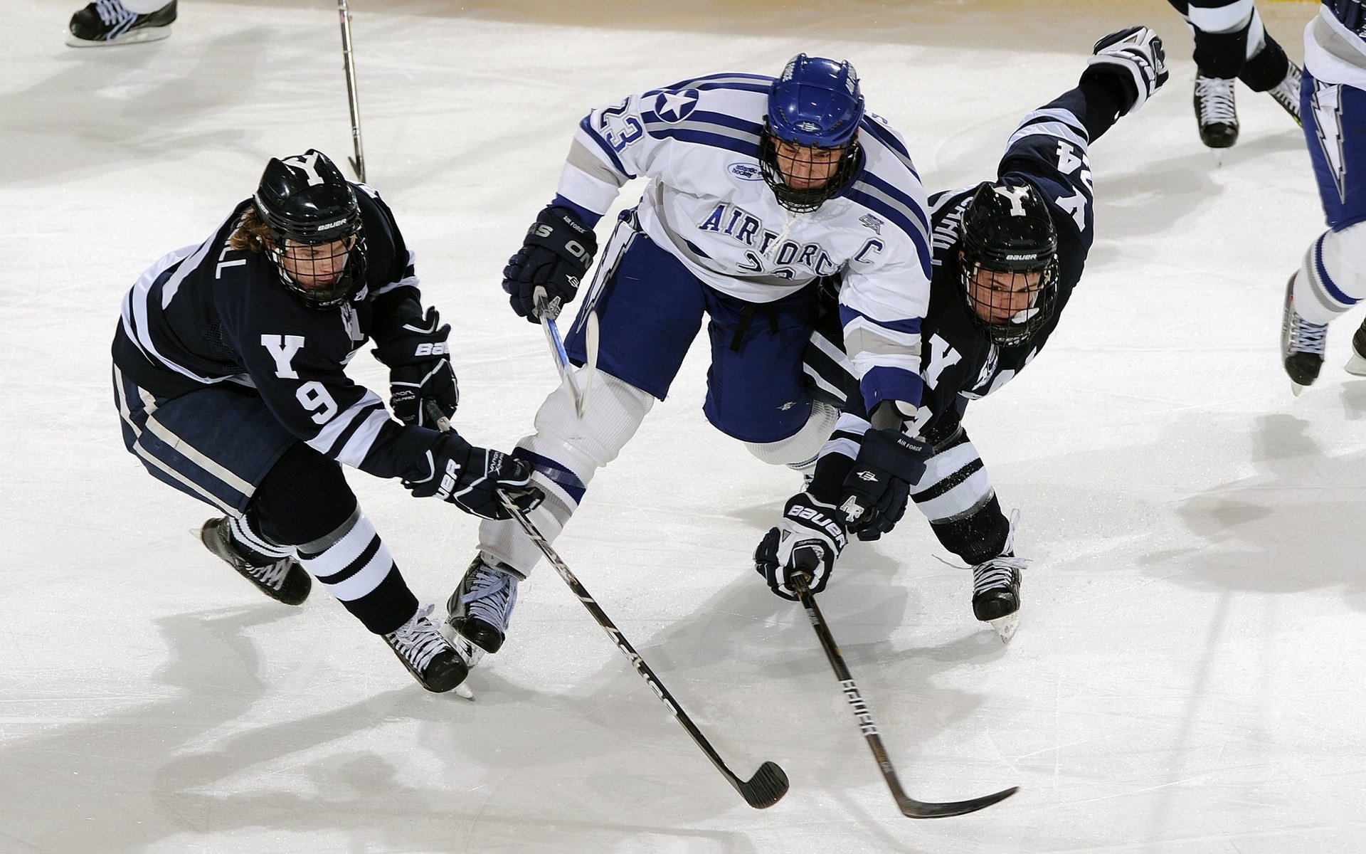 巴利亚多利德围绕核心组织展开阵地推进,巴利亚多利德对毕巴