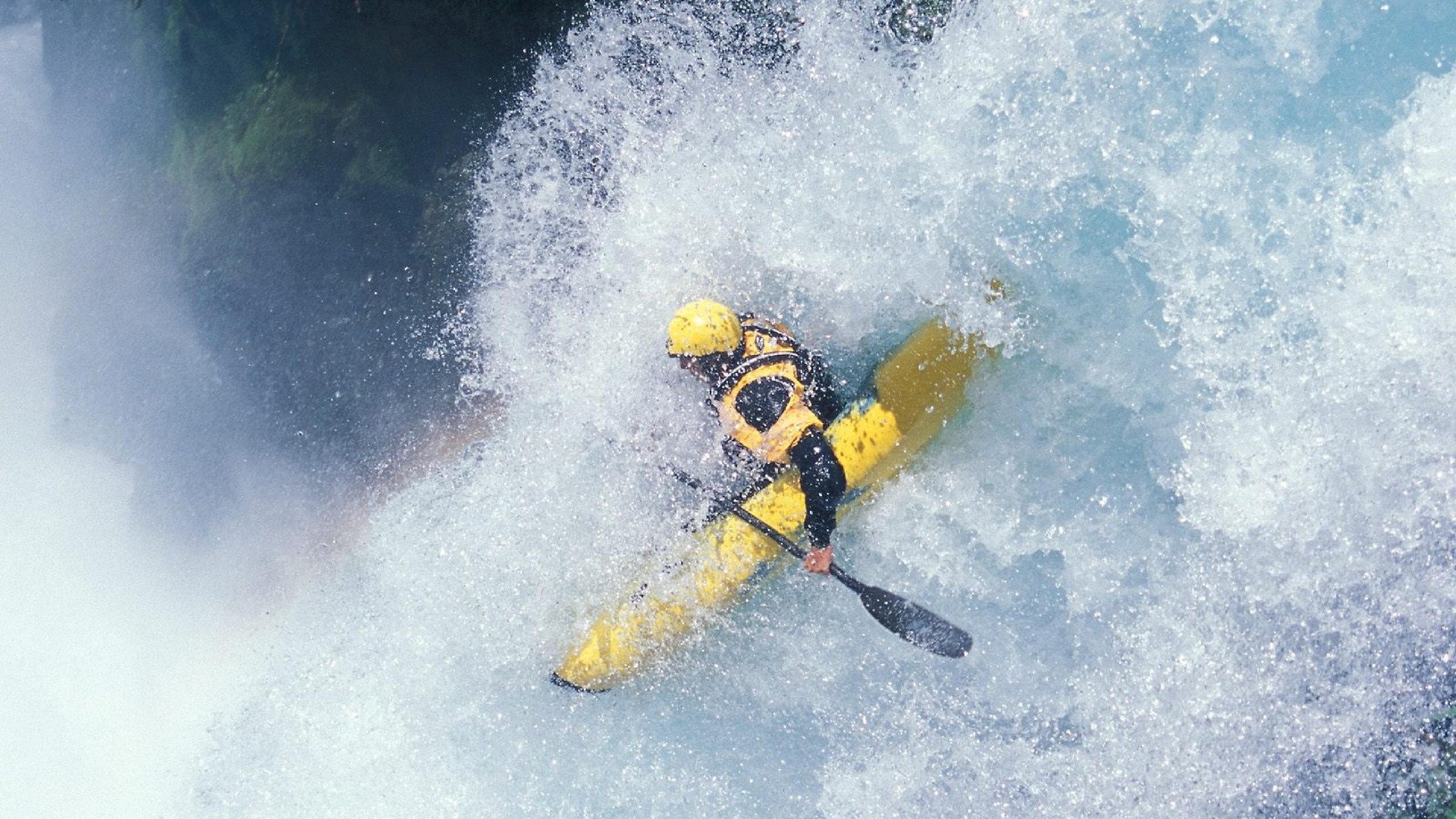 体育新闻中心构建国际体育品牌本地化落地内容渠道，国内体育品牌应该如何展开宣传